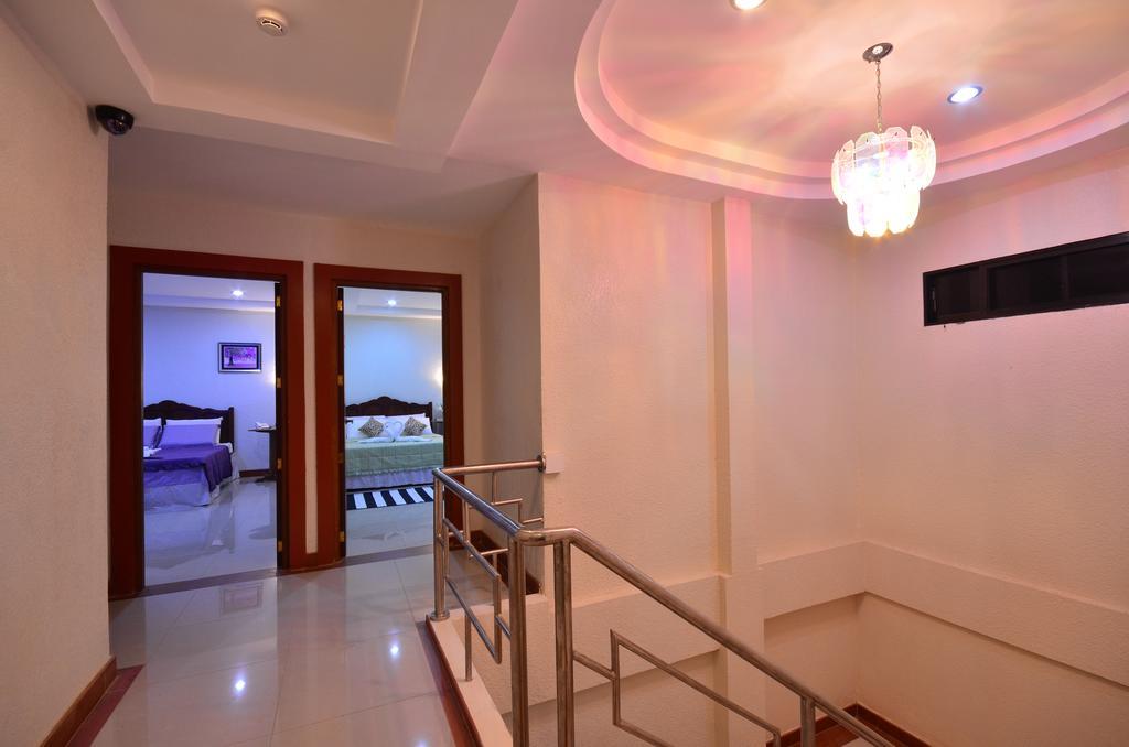 Casanas Suites Puerto Princesa Exteriör bild