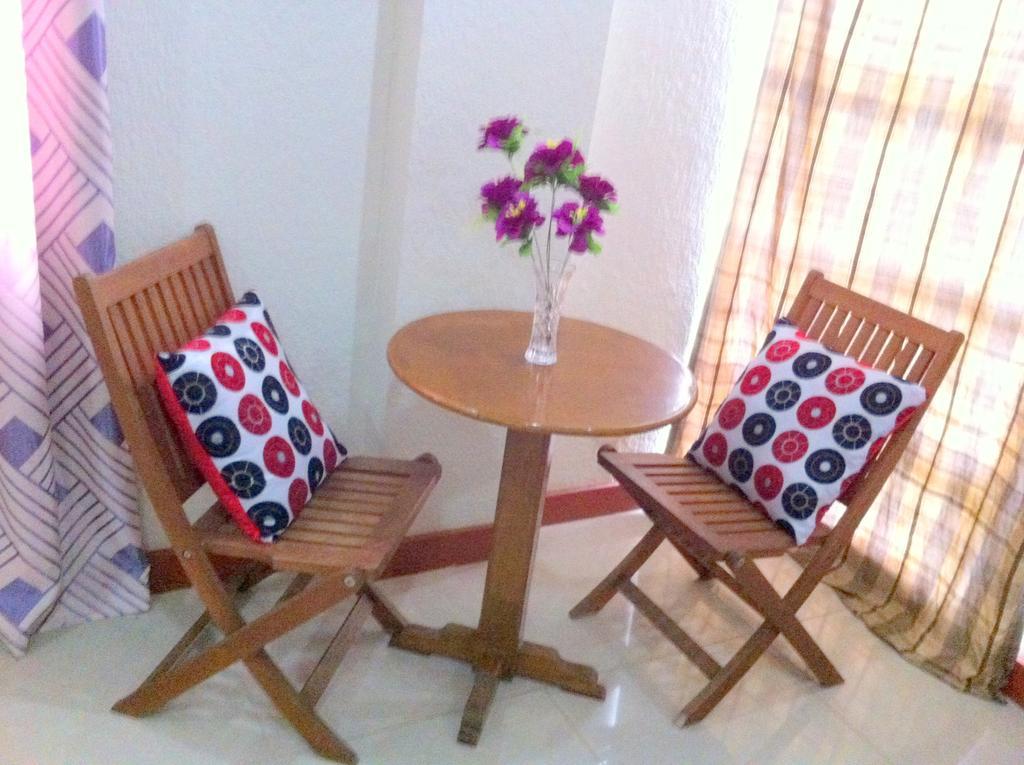 Casanas Suites Puerto Princesa Exteriör bild