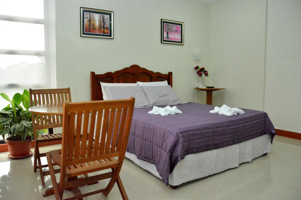 Casanas Suites Puerto Princesa Exteriör bild